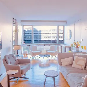 Séjour chez l'habitant 2 Private Bedrooms, Montparnasse Station, Paris